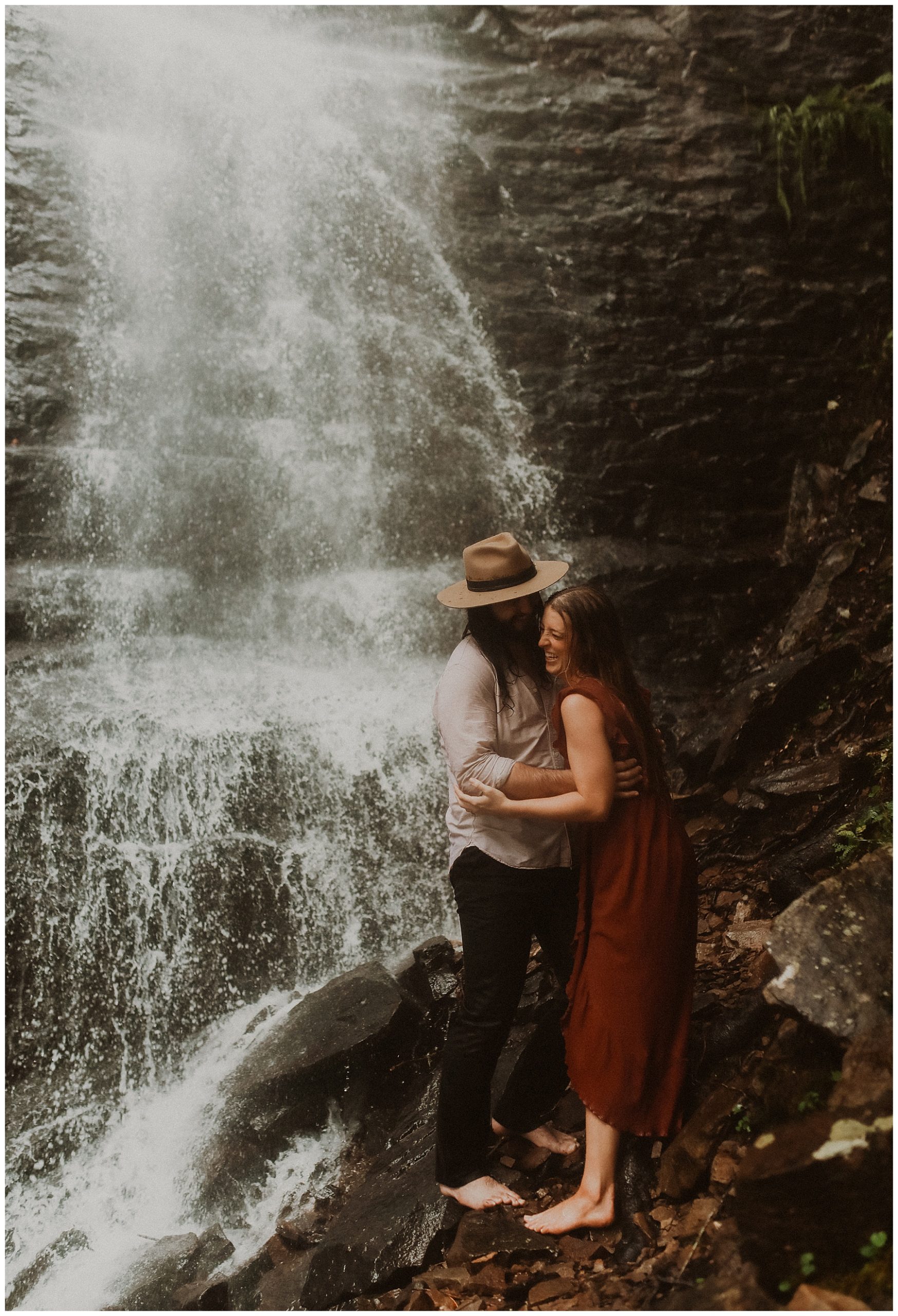 Foster Falls Engagement Photos