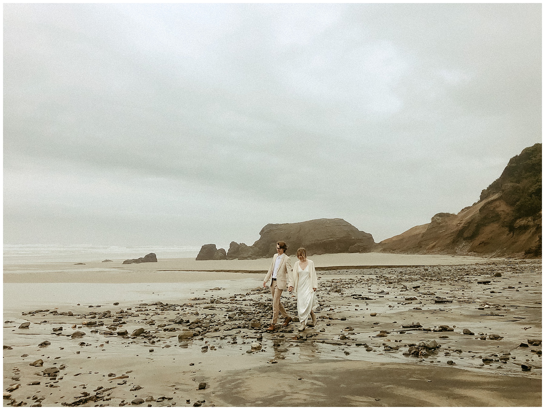 oregon coast film wedding photographer