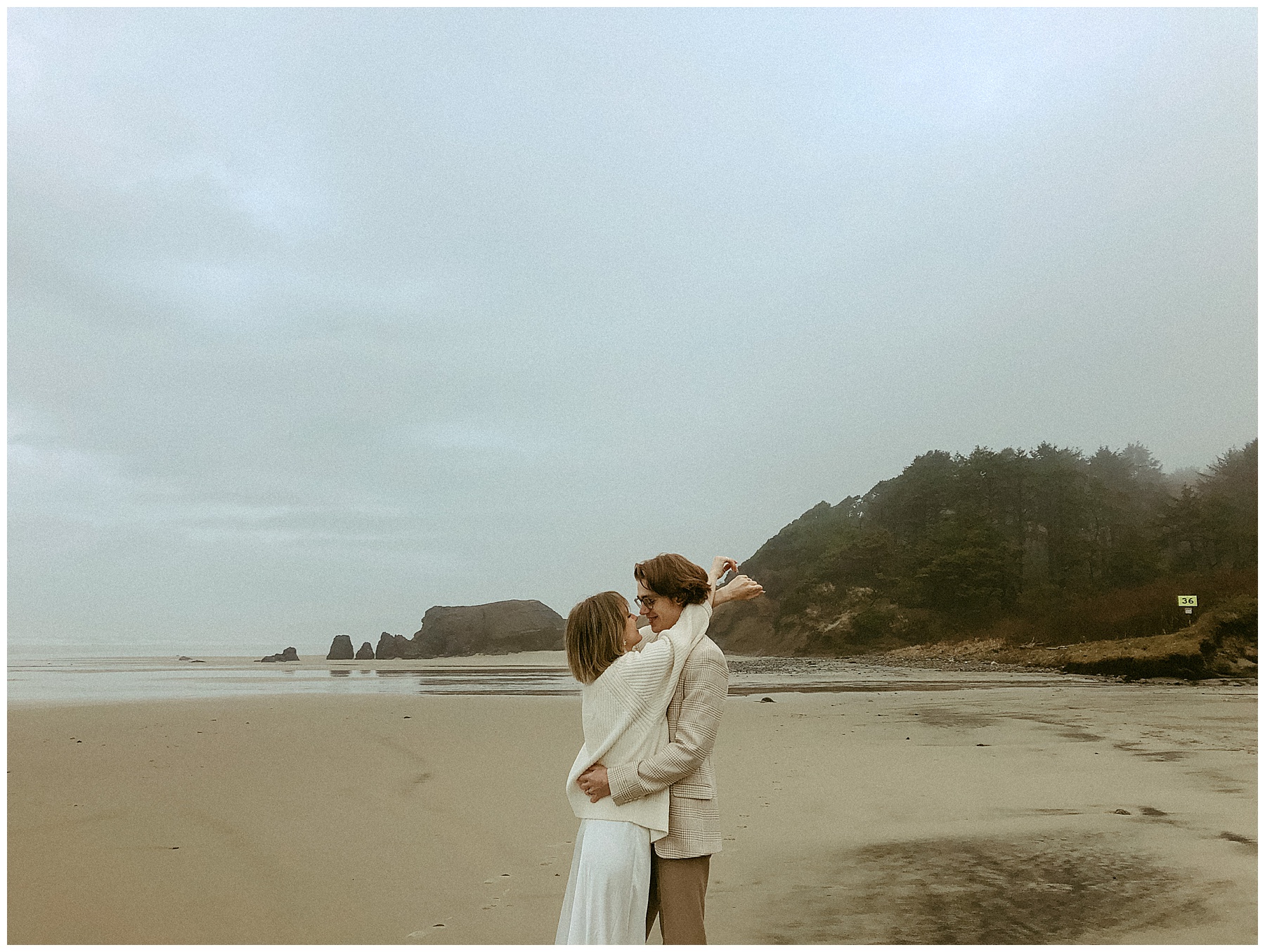 oregon coast film wedding photographer