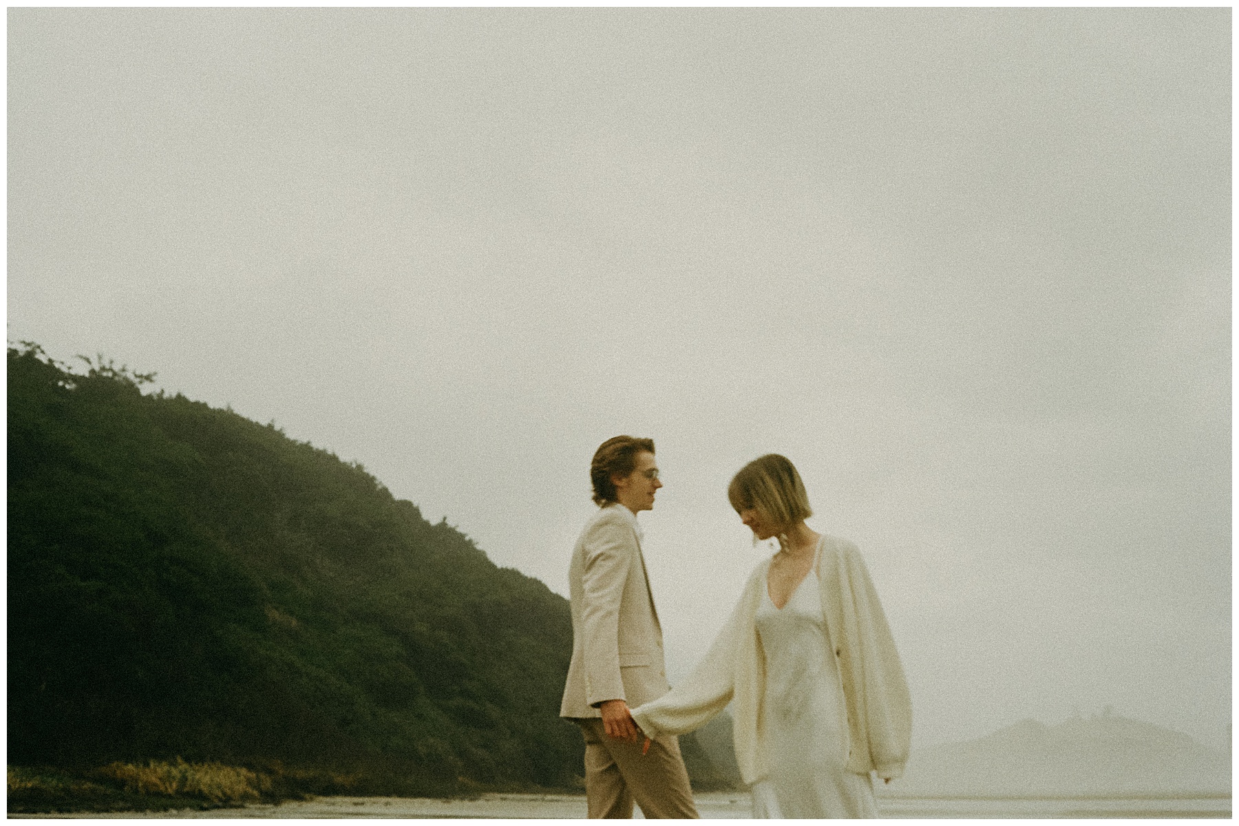 oregon coast film wedding photographer